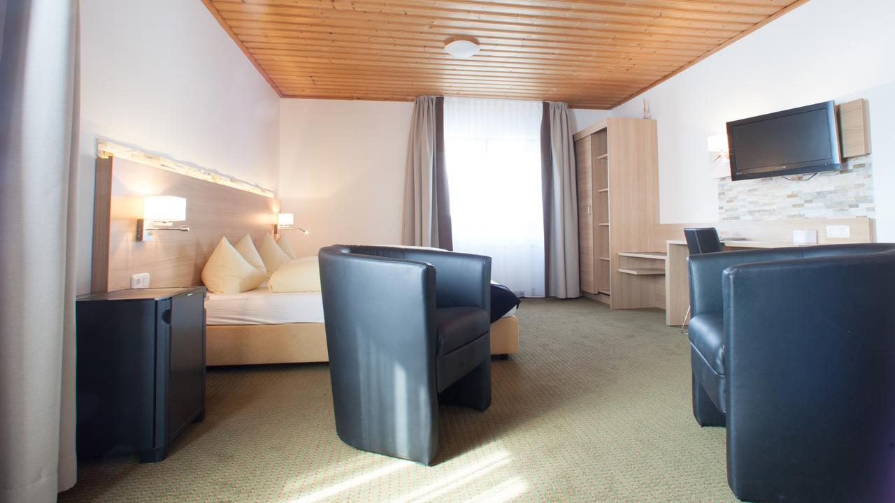Hotel Vitis Erding Exteriör bild