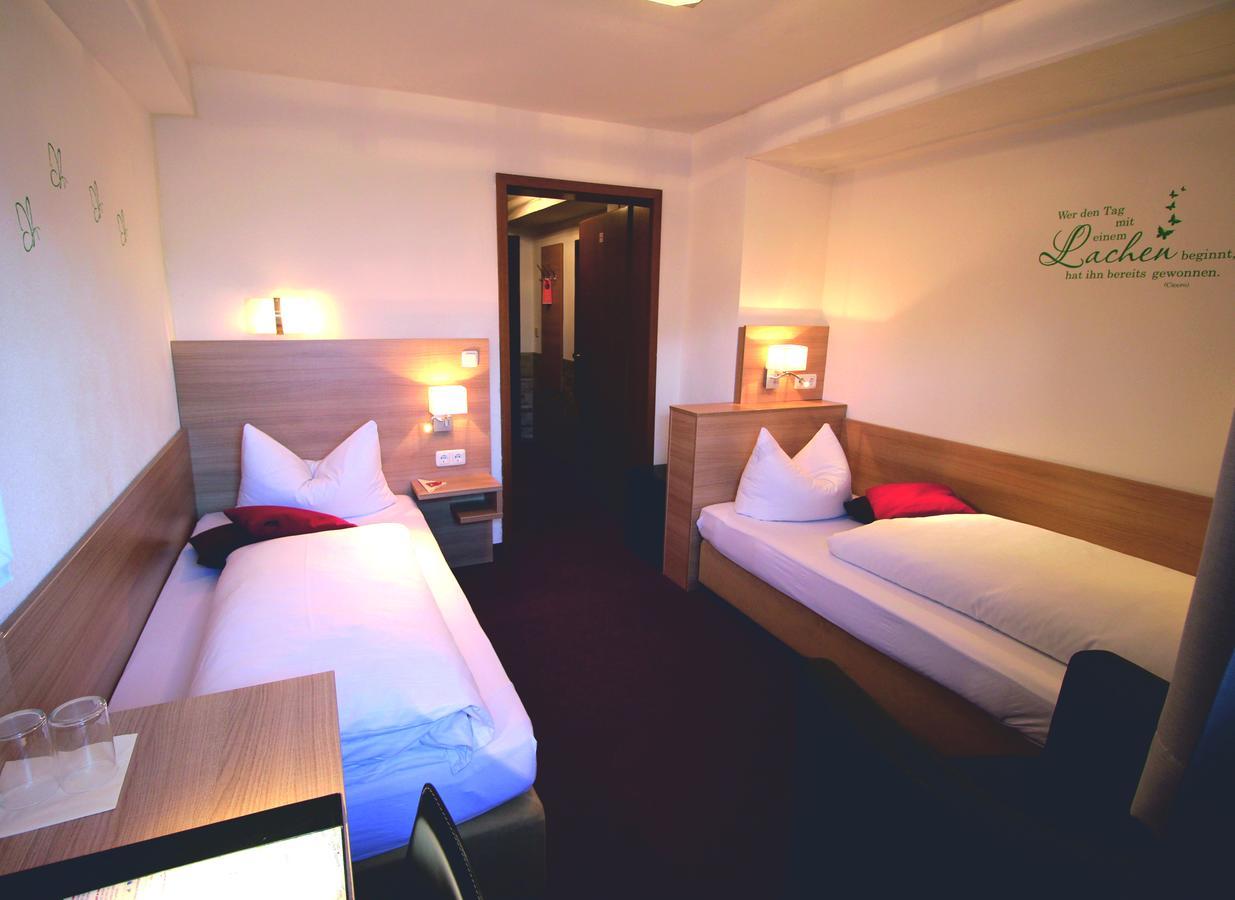Hotel Vitis Erding Exteriör bild