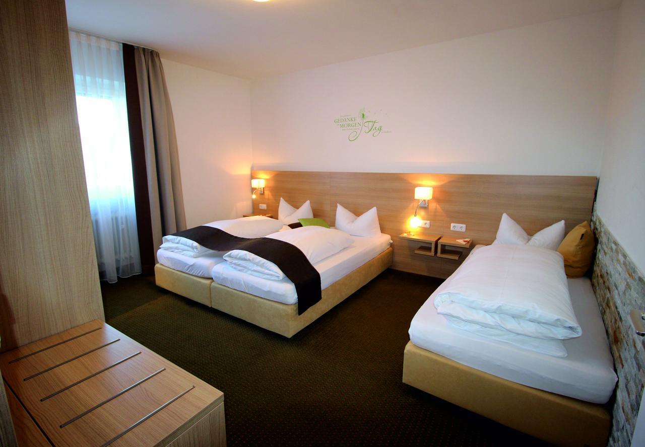 Hotel Vitis Erding Exteriör bild